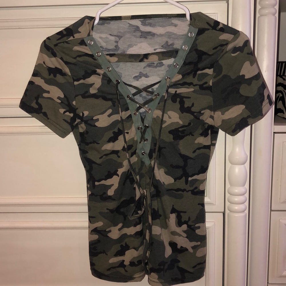 Camo tie up T-shirt